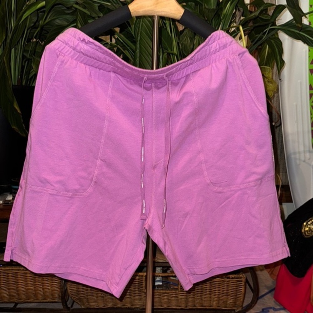Men's Athletic Shorts - Pink